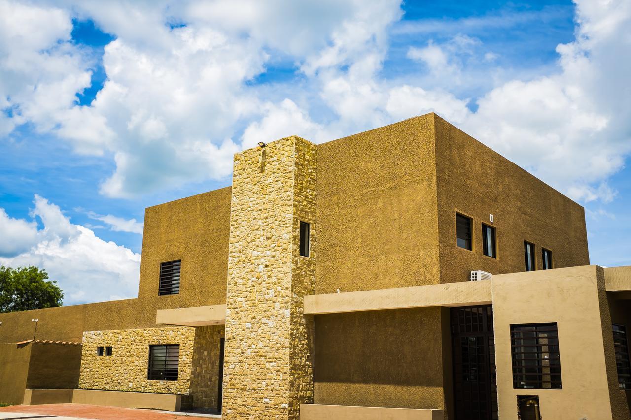 El Suto-Aparthotel San José de Chiquitos Dış mekan fotoğraf